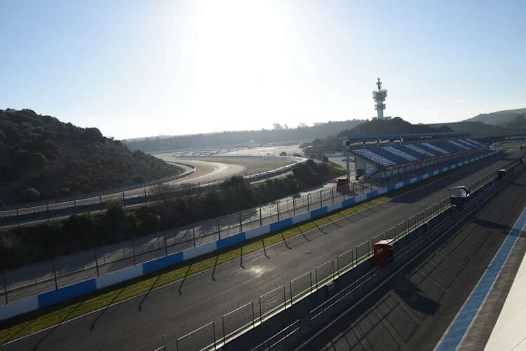 Der dritte Tag in Jerez empfing die Piloten mit Sonnenschein