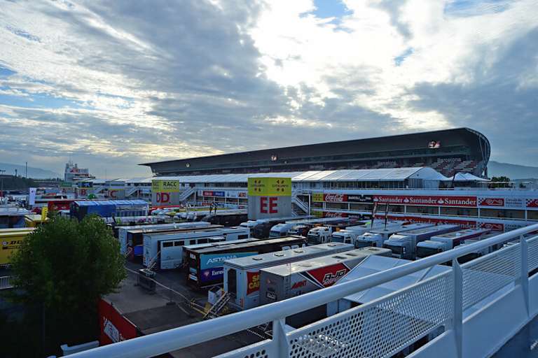 Sonntag, 8.30 Uhr: So sieht es momentan im Fahrerlager aus