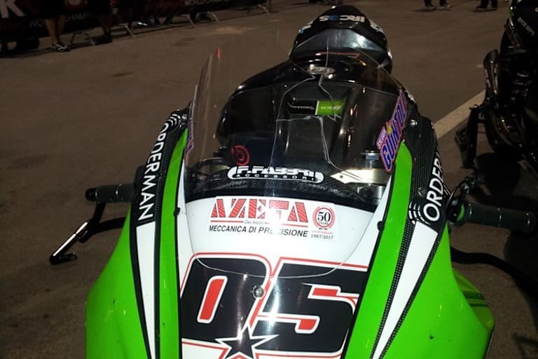 Sylvain Guintoli musste sich im Rennen mit einem kaputten Windschild arrangieren