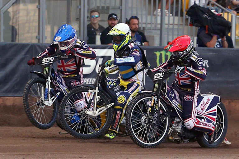 Tai Woffinden (Rot) und Robert Lambert (Blau) führen die Wertung an