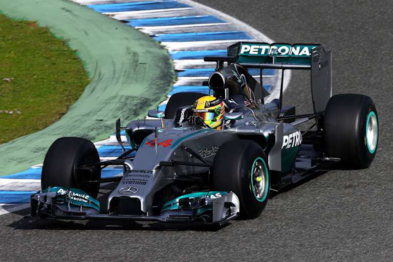 Mercedes kommt ohne Rüsselfortsatz aus