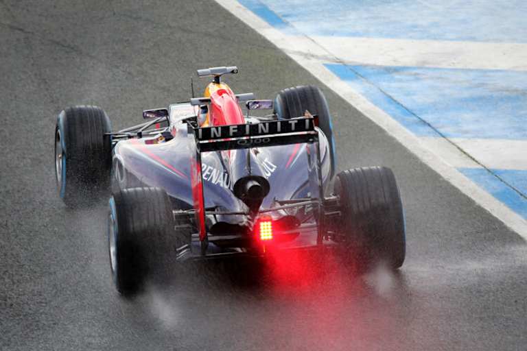 Ein paar Runden auf nasser Piste am Vormittag