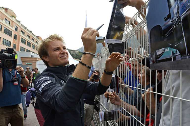 So nah sind die Zuschauer bei keinem anderen Rennen an den Stars