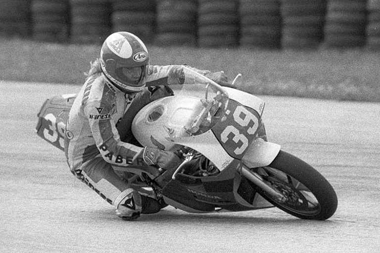 Die Honda RC30 wurde auch durch die Erfolge von Fred Merkel zur Ikone