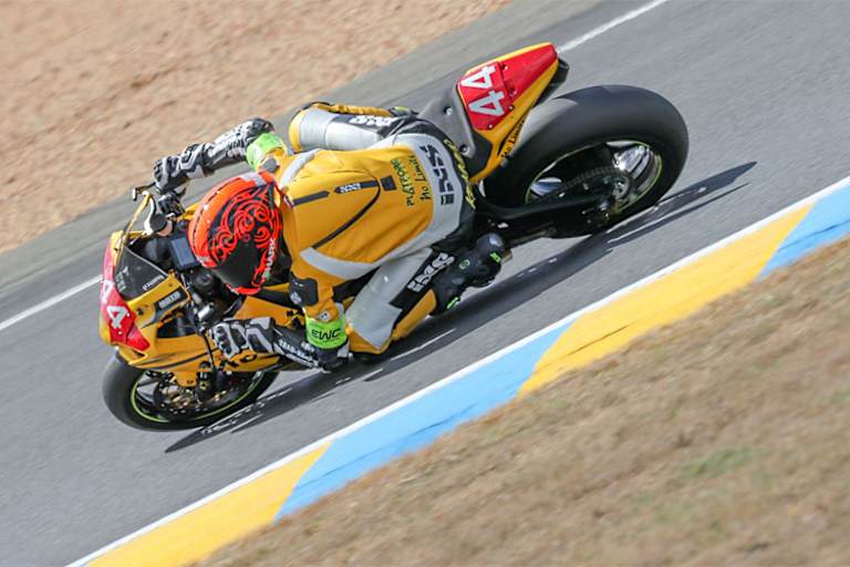 Im Gegensatz zu seinen Teamkollegen Scassa und Vitali blieb Christopher Kemmer bei seinen Stints sturzfrei