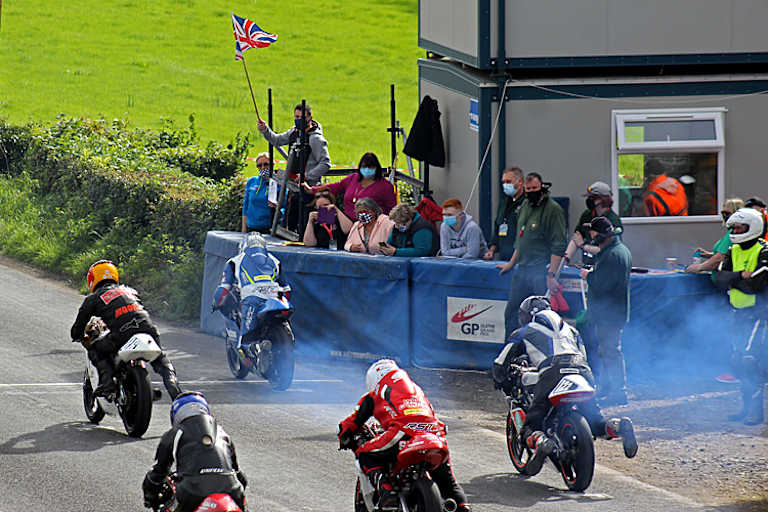 In Cookstown geht es eng zur Sache