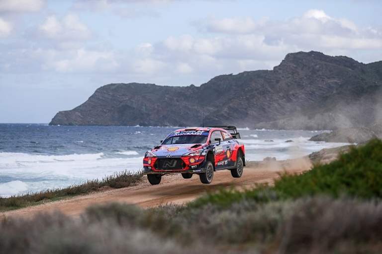 Dani Sordo auf Siegeskurs