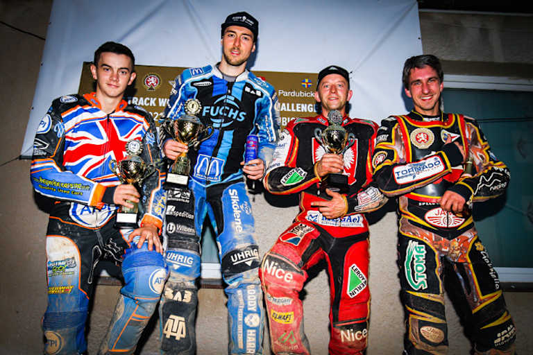 Podest beim Langbahn-Challenge in Pardubice