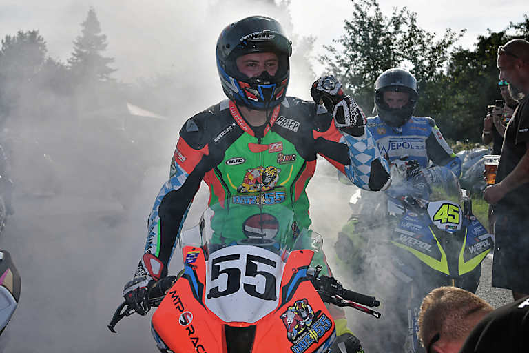 Was ein echter Bayer ist, weiß Erfolge würdig zu feiern