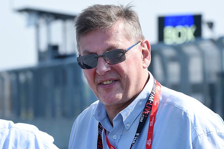 FIM Technical Director Bernd Schenkhut passt auf, dass sich alle an das Reglement halten