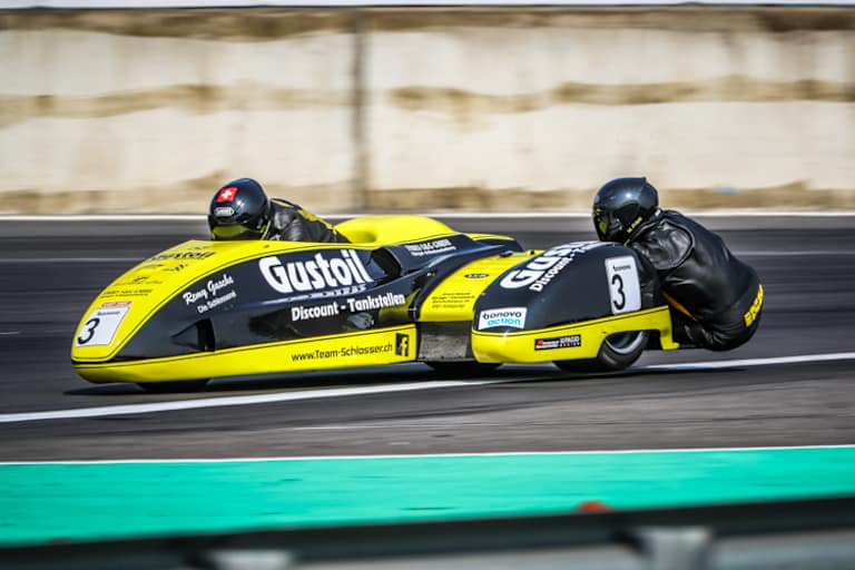 Die Schweizer Markus Schlosser/Marcel Fries (LCR Yamaha) waren in den Qualifikationen am Schnellsten