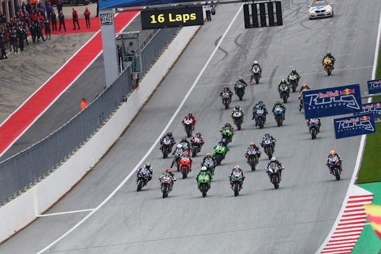 Der Start ins erste Rennen