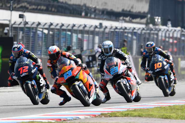 Bezzecchi, Martin, Schrötter und Marini im Positionskampf