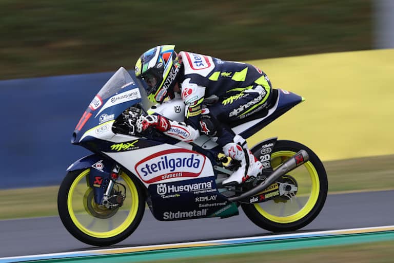 Rookie Adrián Fernández glänzt mit Platz 6