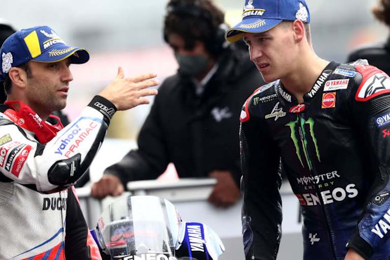 Nach dem Rennen: Johann Zarco im Gespräch mit Fabio Quartararo