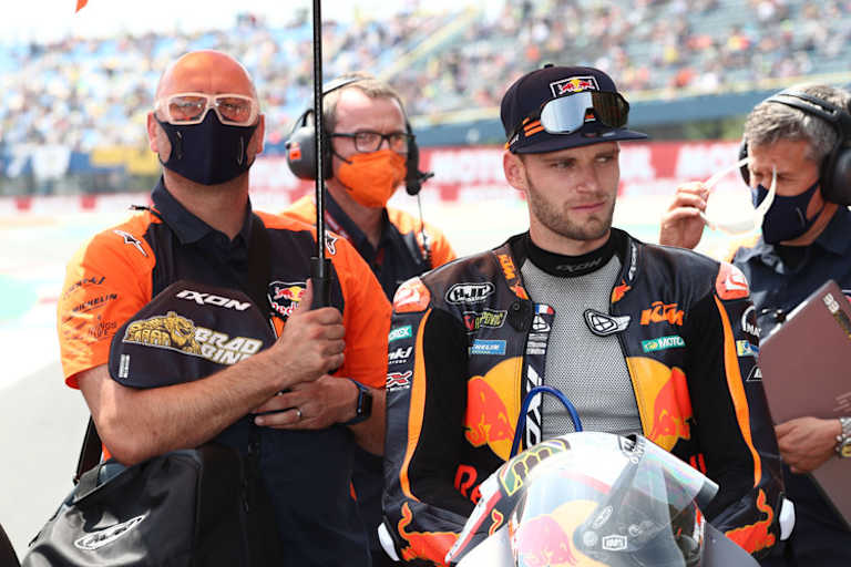 Brad Binder konzentriert sich auf den Start