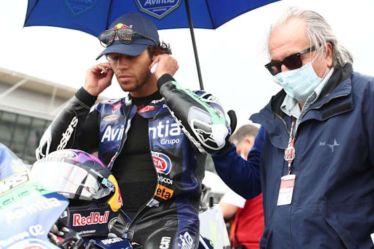 Enea Bastianini mit Manager-Urgestein Carlo Pernat