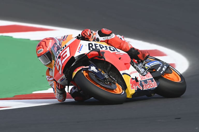 Marc Marquez konnte in Misano nach 735 Tagen erstmals wieder auf einem Rechtskurs gewinnen