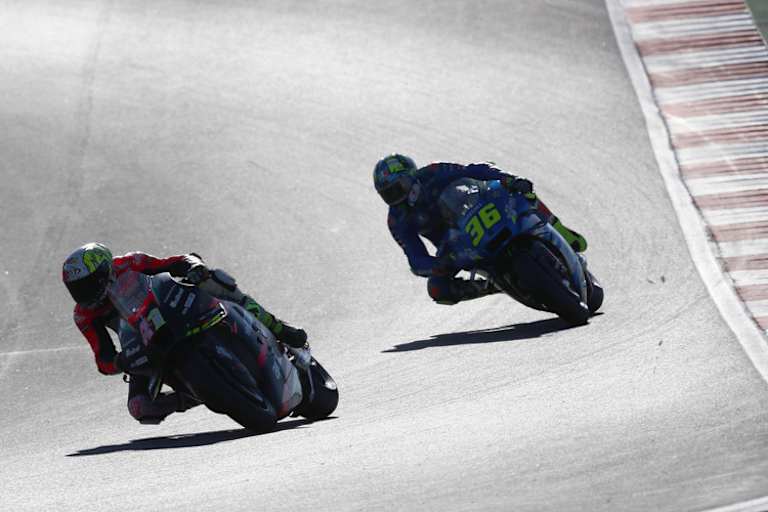 Aleix Espargaró vor Joan Mir (Suzuki) in Portimão