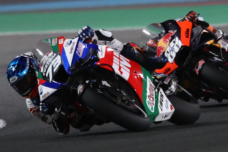 Alex Márquez vor Miguel Oliveira (KTM)