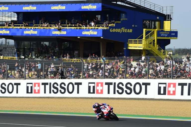 Das Publikum feierte die Helden Zarco und Quartararo (Yamaha)