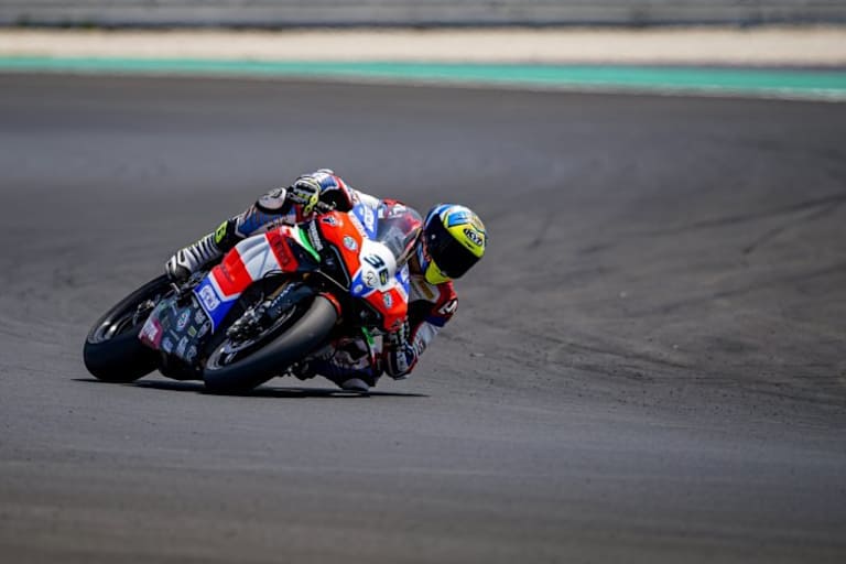 Motocorsa setzt die bärenstarke Ducati V4R ein