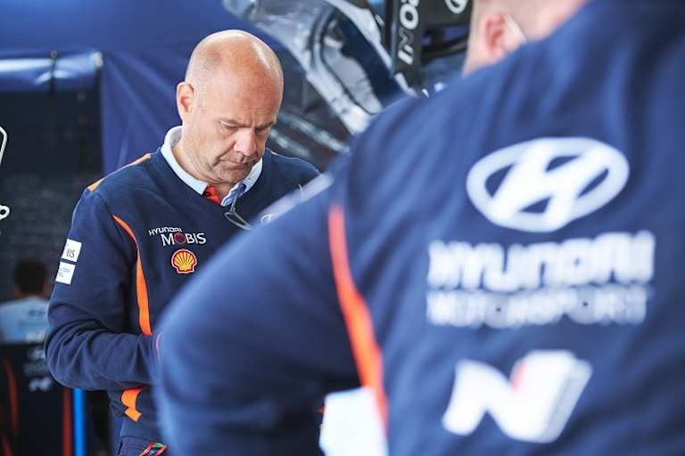 Teamchef Andrea Adamo verrät wenig