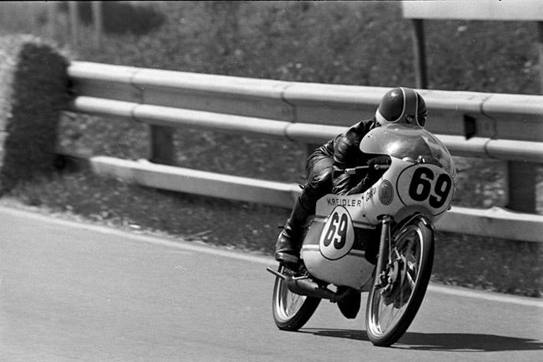 Harald Bartol 1971 mit der 50-ccm-Kreidler beim Heim-GP auf dem Salzburgring