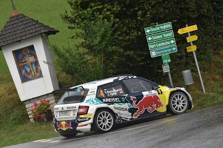 Raimund Baumschlager bei der Weltpremiere eines E-Autos