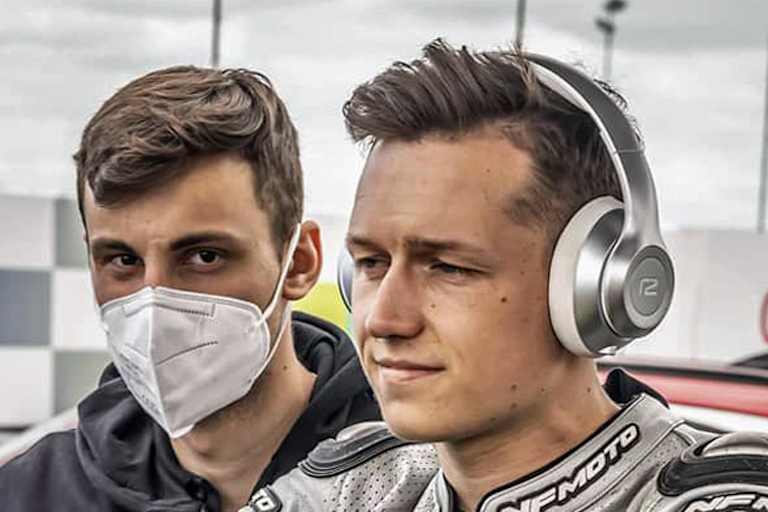 Chris Beinlich (re.)