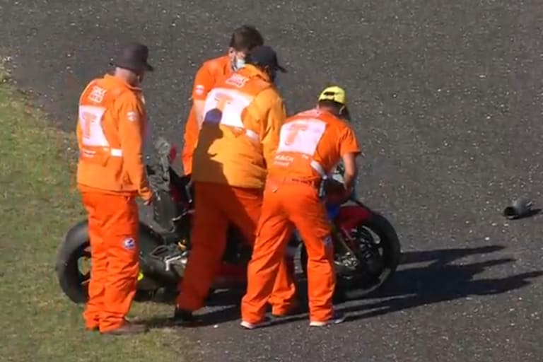 Die Felge hinten zerstört, Höcker und Sitzbank wurden weggerissen