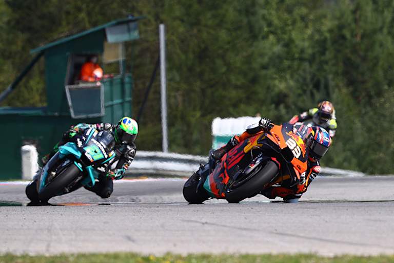 Sieger Brad Binder vor Morbidelli