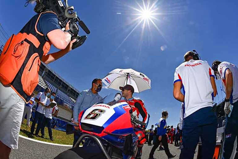 Stefan Bradl am Startplatz: Interview mit ServusTV