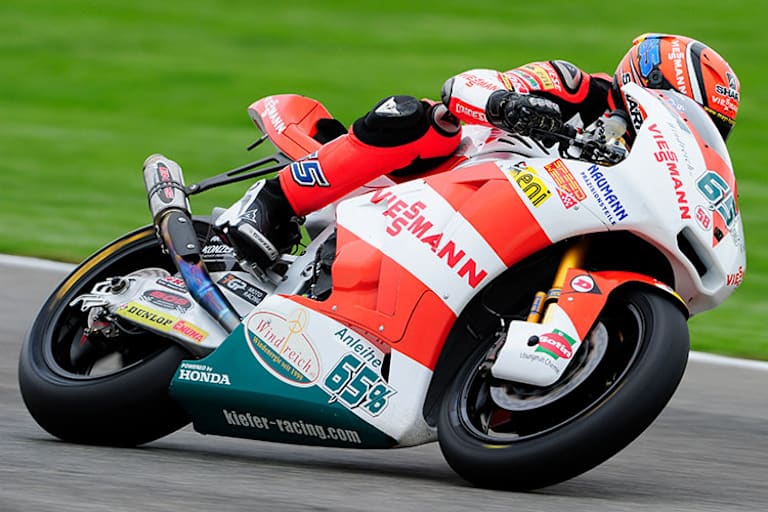 Stefan Bradl warb 2011 auf der Moto2-Kalex für die Windreich AG und die windschiefe 6,5%-Anleihe