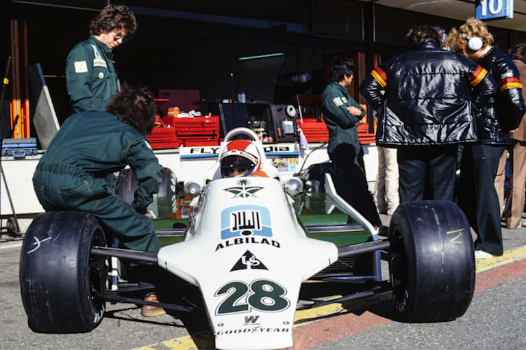 Ross Brawn (links stehend, mit Brille) 1979 am Williams von Clay Regazzoni