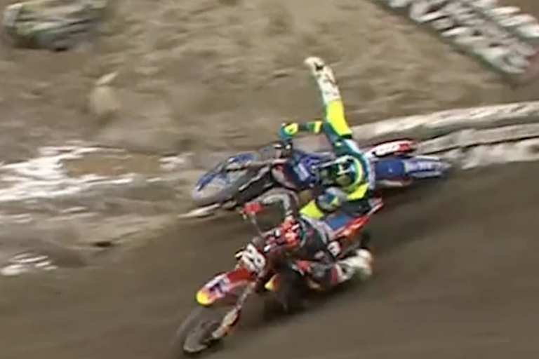 Mosiman holt Craig vom Bike