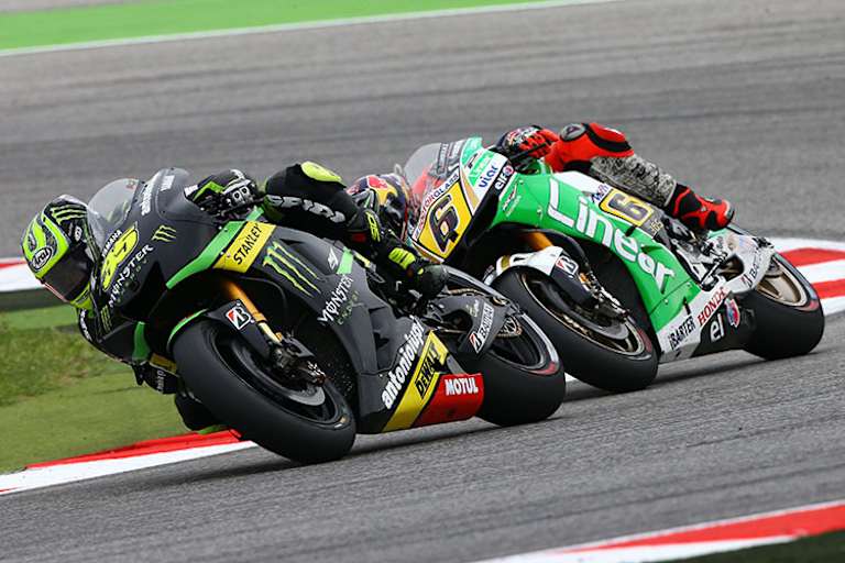 Misano-GP 2013: Stefan Bradl (hinter Crutchlow) drehte am Ende den Spieß um