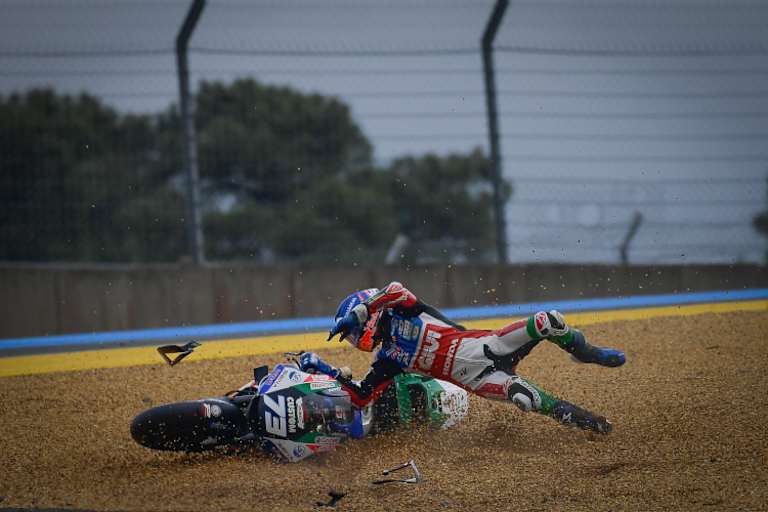 Alex Márquez landete unsanft im Kiesbett