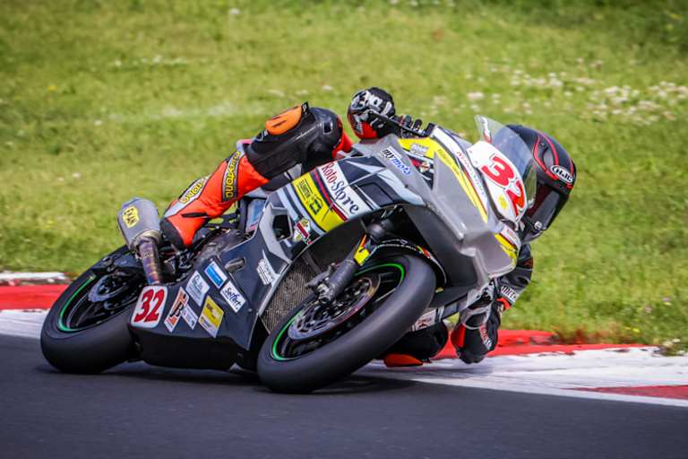 Toni Erhard beim Saisonauftakt in Oschersleben