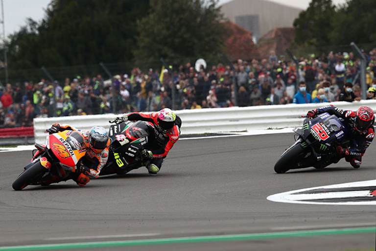 Dreikampf: Pol Espargaró (44) vor Bruder Aleix (41) und Fabio Quartararo 