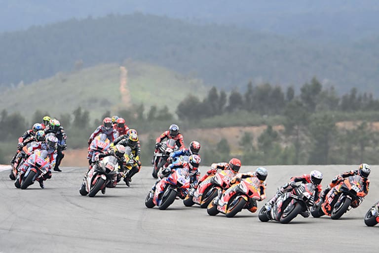 Nach dem Start: Aleix Espargaró (41) auf dem Vormarsch 