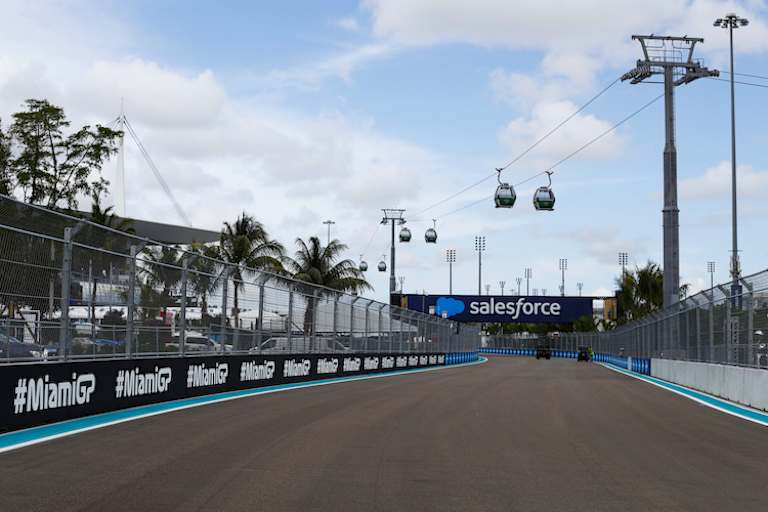 Verrückt: Eine Formel-1-Strecke mit Gondelbahn