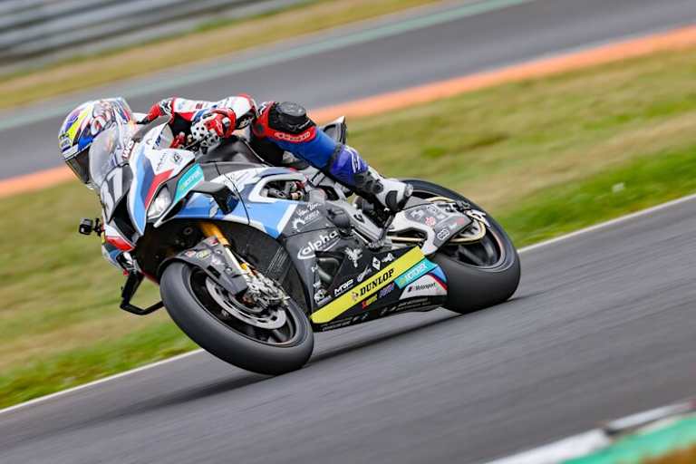 Markus Reiterberger fuhr die schnellste Zeit im Qualifying, die Mannschaft startet von Platz 2