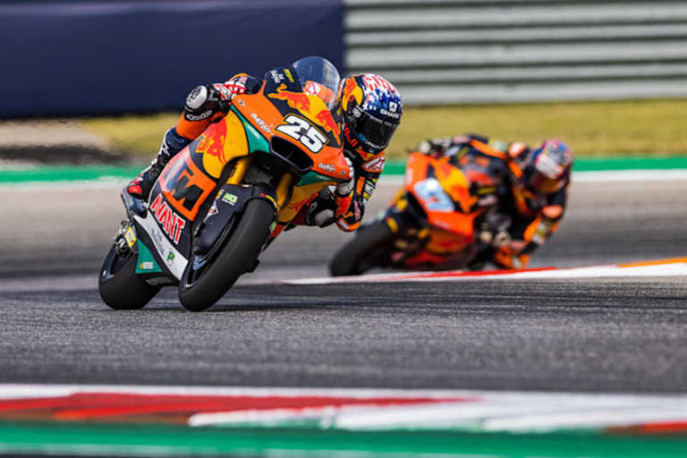 Texas-GP: Raúl Fernández (25) vor Remy Gardner