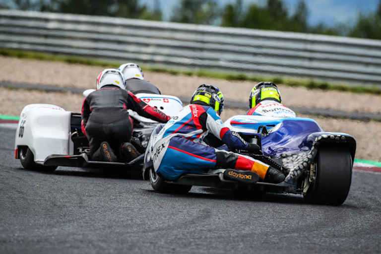 Sattler/Schmidt bei der Verfolgung von Roscher/Burkard