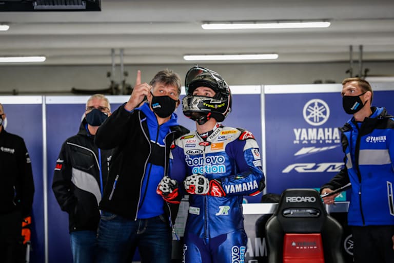 Teamchef Michael Galinski (li.) 2020 mit Jonas Folger