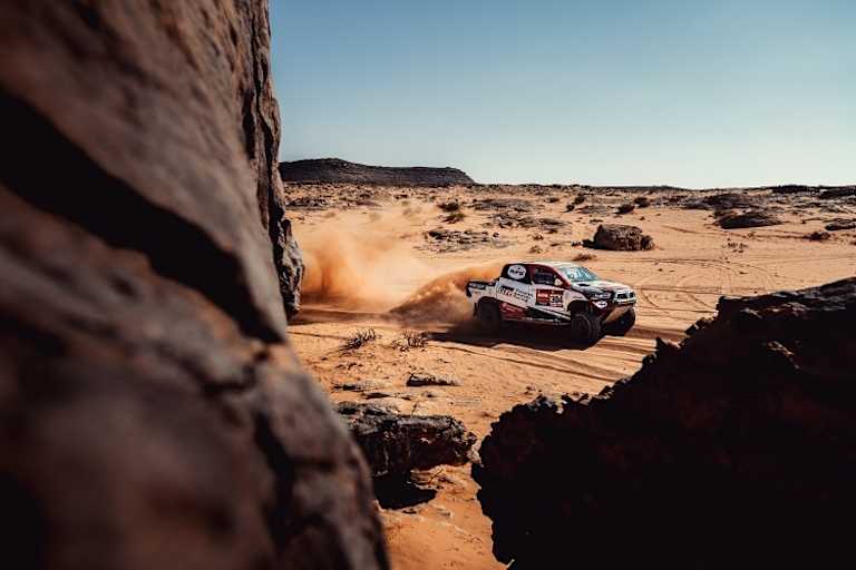 18 Reifenschäden bei Giniel de Villiers