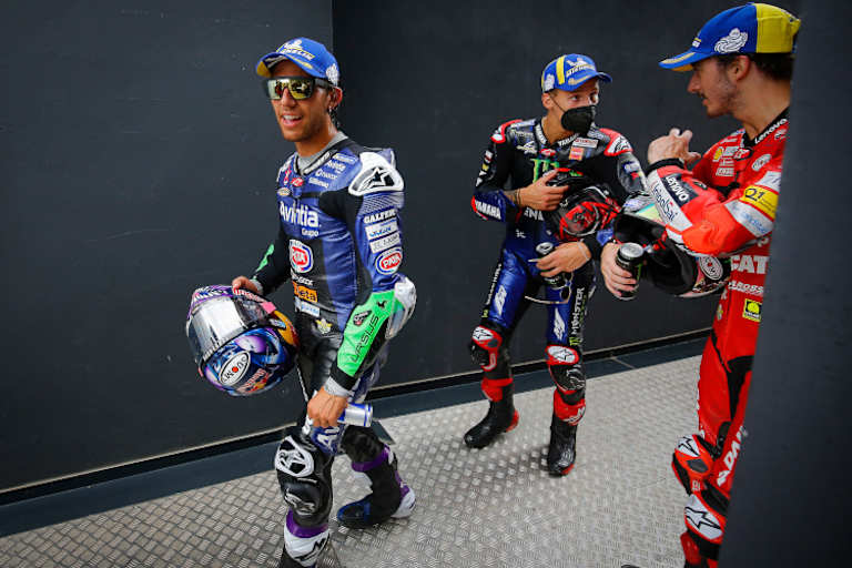 Enea Bastianini (23) auf dem Weg zu seinem ersten MotoGP-Podium, neben Quartararo (22) ist Bagnaia (24) der Älteste
