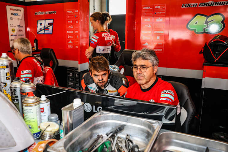 Team Kiefer in Assen