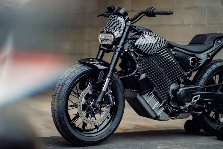 Der Elektro-Scooter ist in der Sektion Ausblick auf die Zukunft nicht mehr zu sehen, er figuriert nurmehr als Konzeptfahrzeug